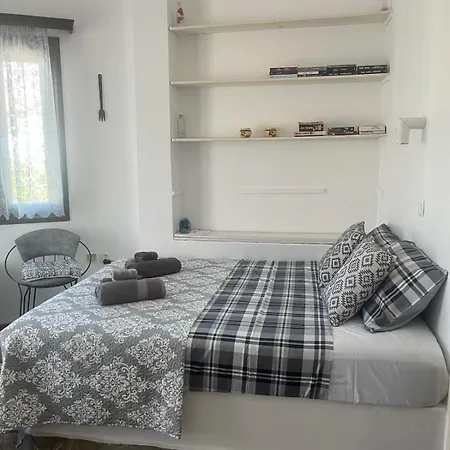 Cozy House By The Sea Μπατσί